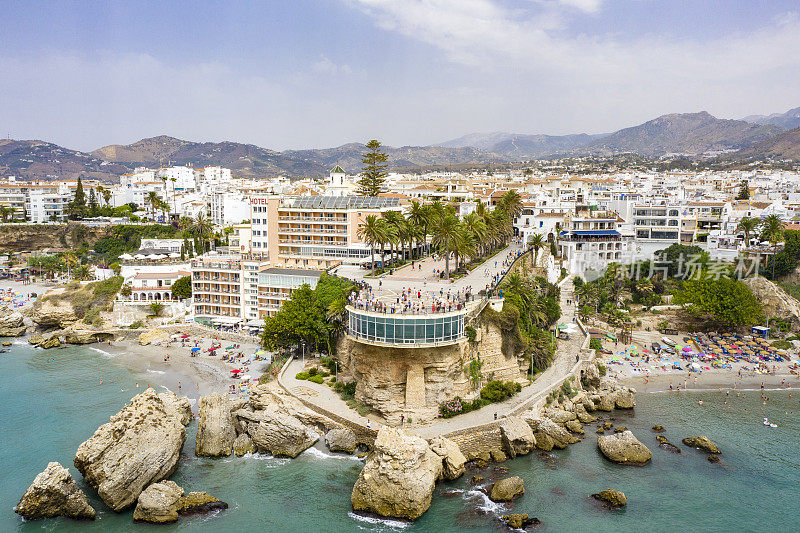 在Nerja, Malaga,Spain的欧洲鸟瞰图